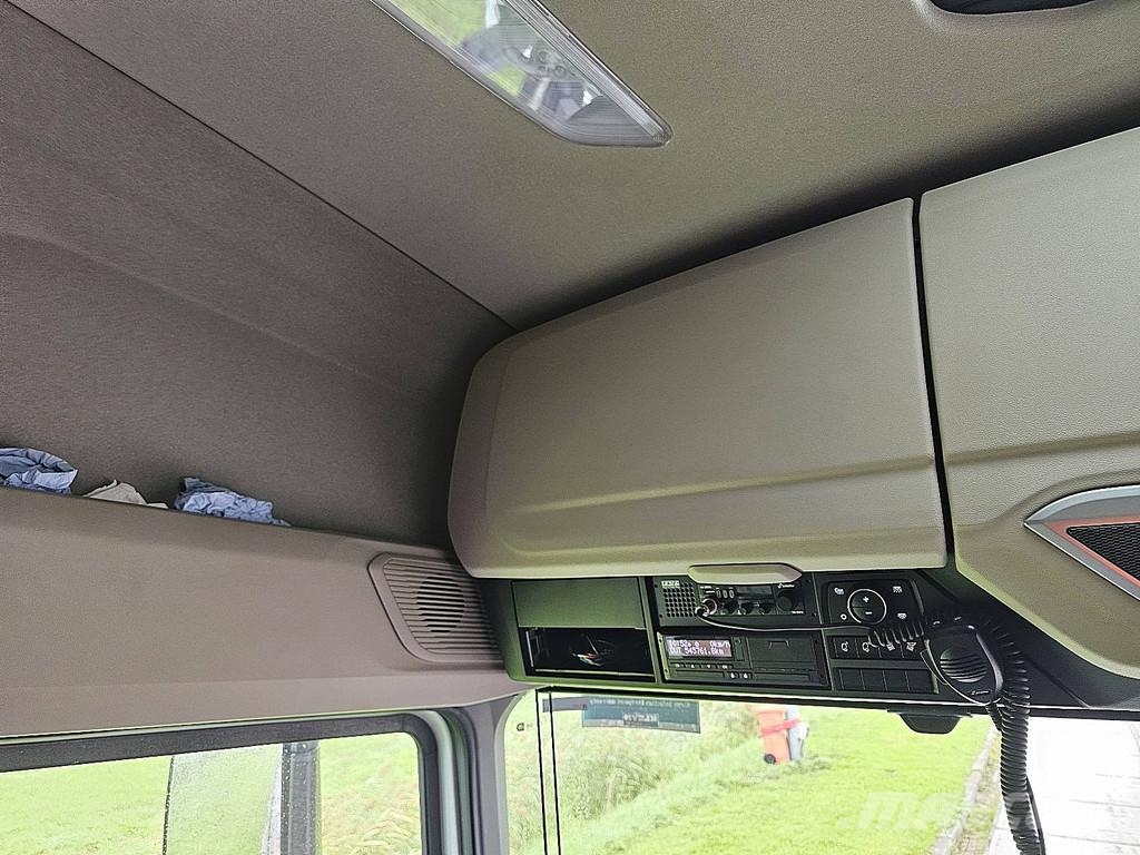 DAF XG 480 ZF-intarder Razstavljivi tovornjaki z žičnimi dvigali