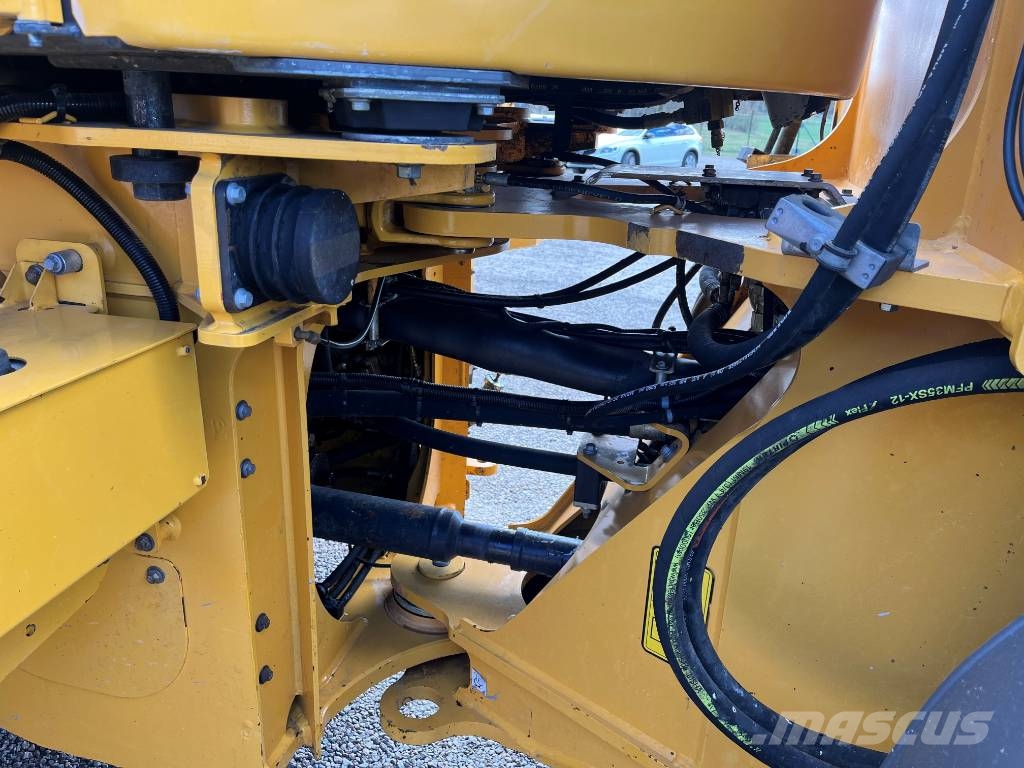 Volvo L 70 H 轮式装载机