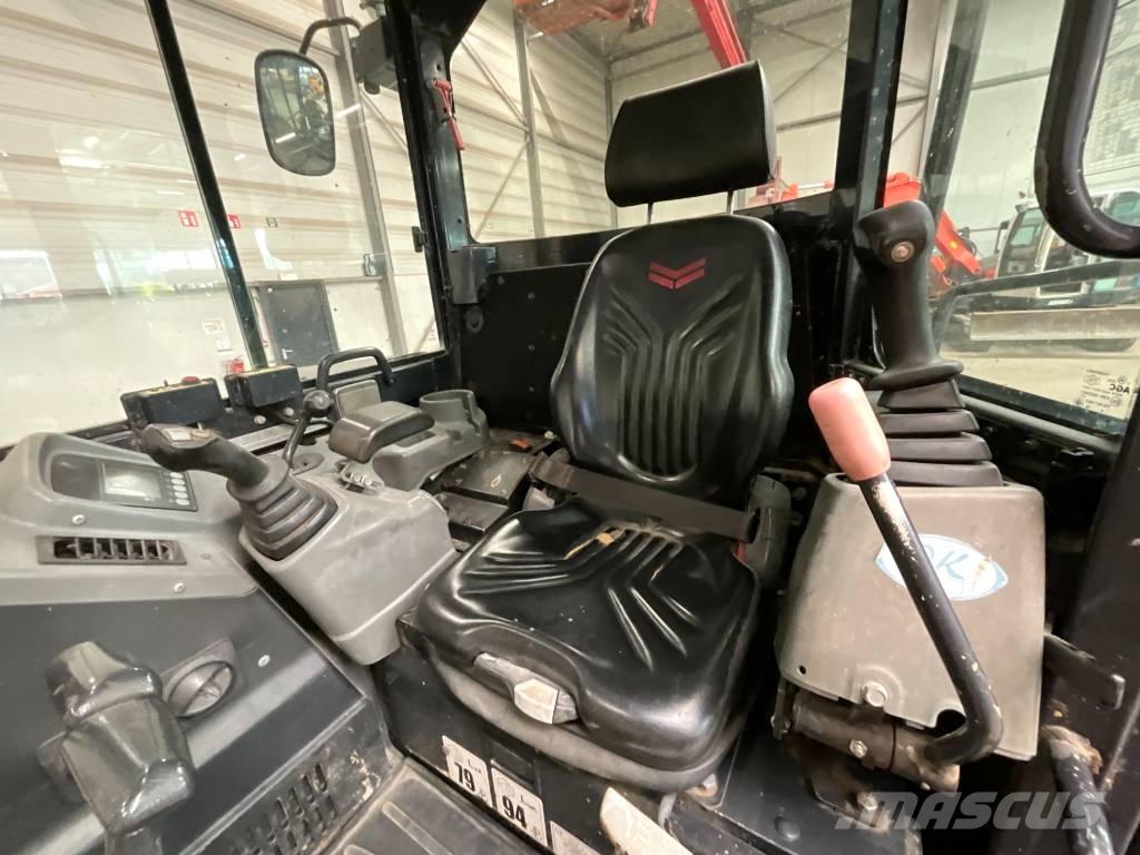 Yanmar Vio 50-6A حفارات صغيرة أقل من 7 طن (حفارات صغيرة)