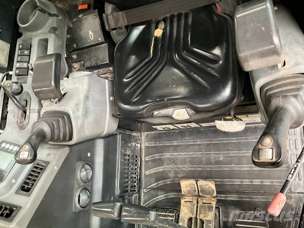 Yanmar Vio 50-6A حفارات صغيرة أقل من 7 طن (حفارات صغيرة)