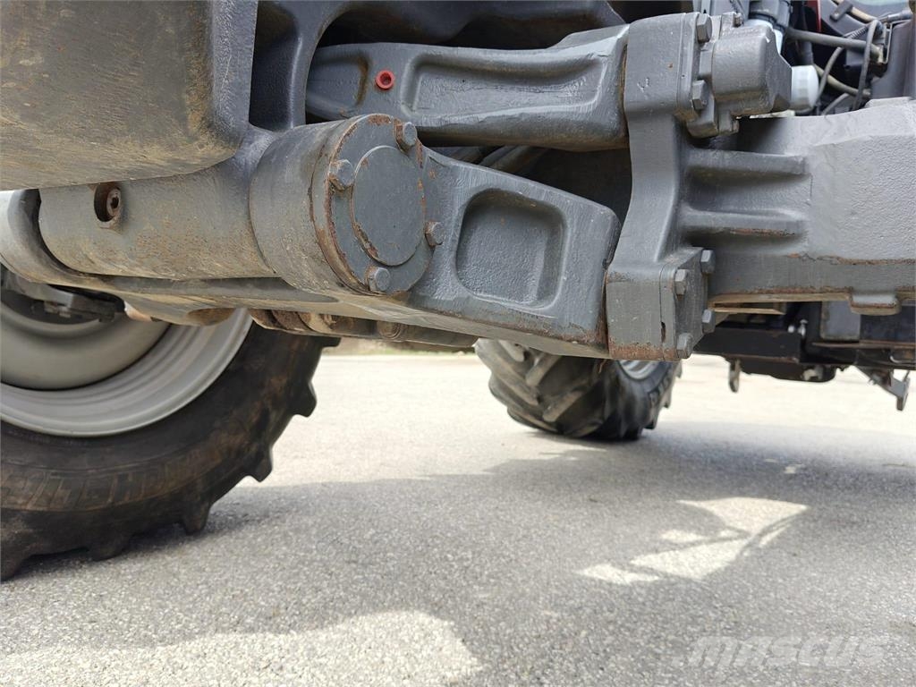 Massey Ferguson 7620 الجرارات