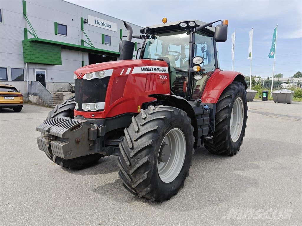 Massey Ferguson 7620 الجرارات