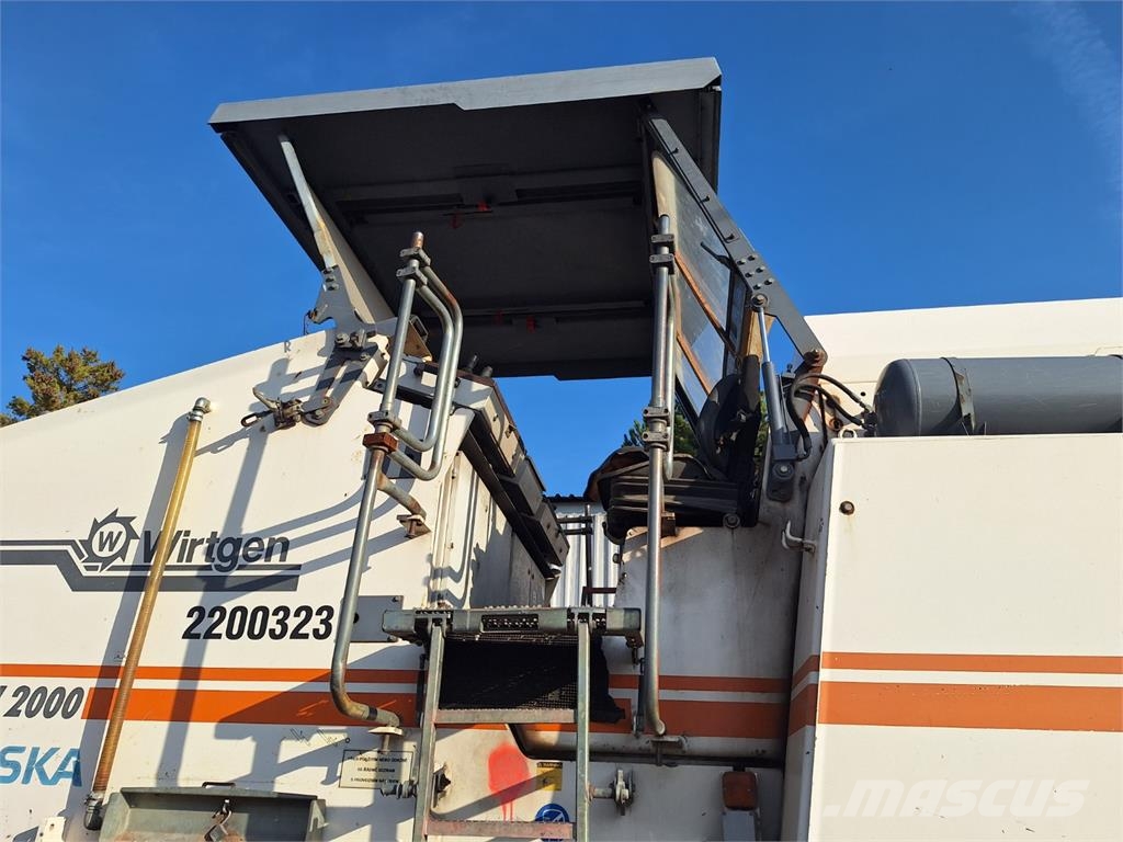 Wirtgen W 2000 Diger