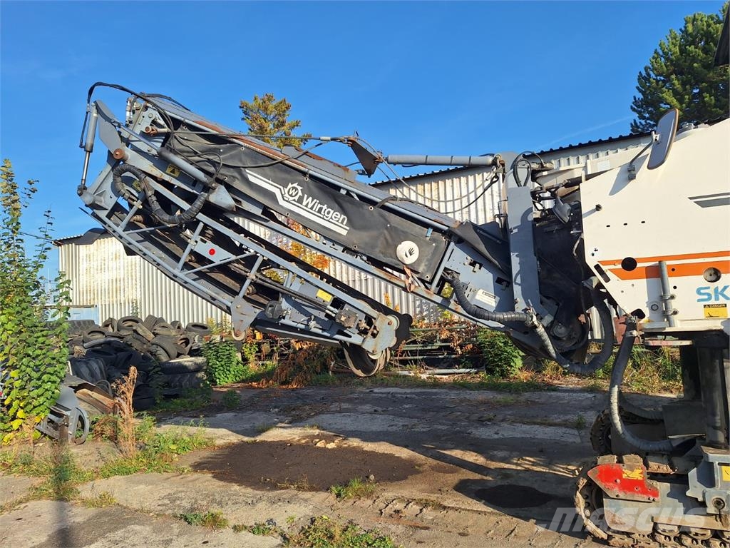 Wirtgen W 2000 Diger