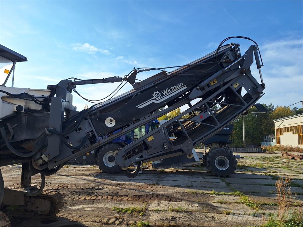 Wirtgen W 2000 Diger