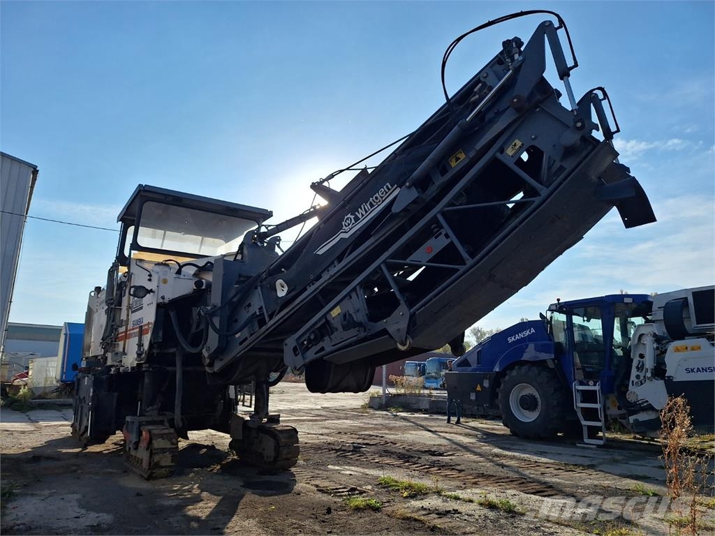 Wirtgen W 2000 Diger