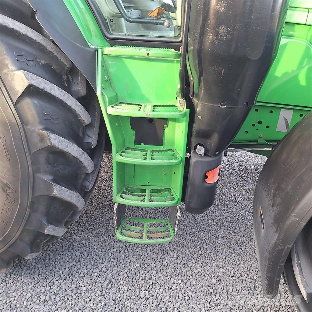 John Deere 6215R Auto Powr *FKH+FZW* 트랙터