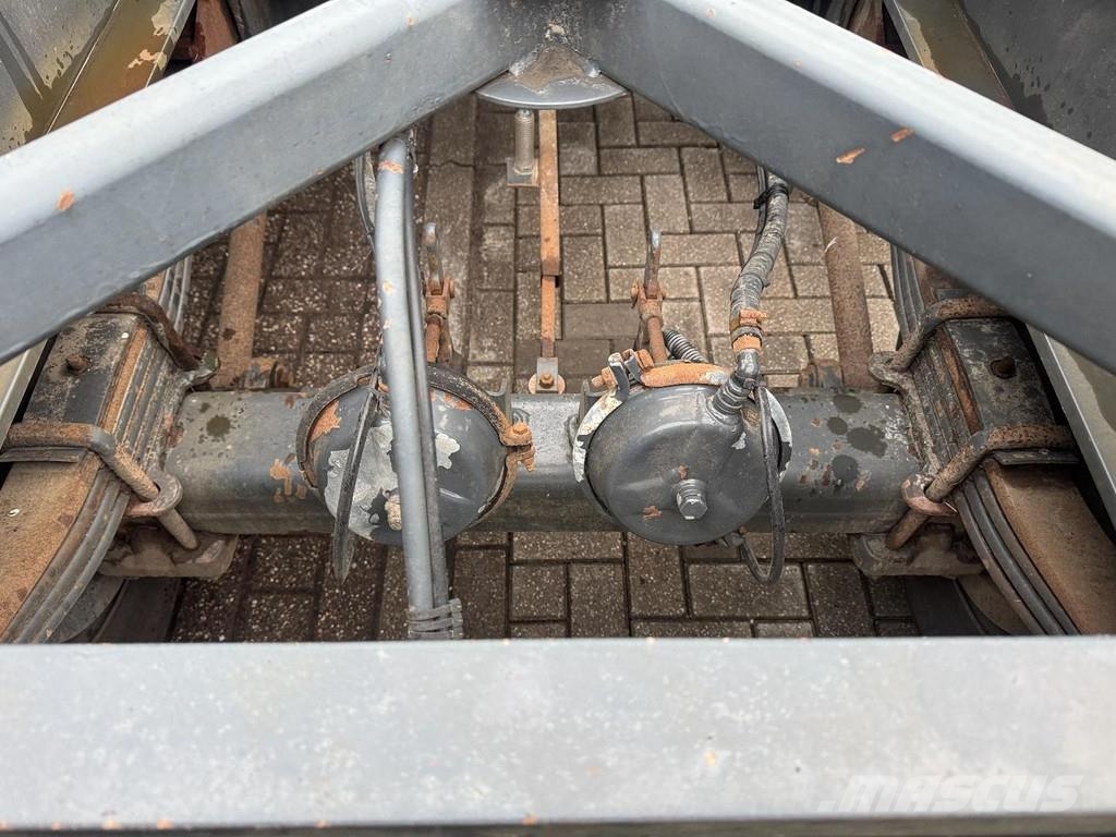 Burg BPA 10 18 Kipper, Full Steel Suspension, Blatt gef Причепи для перевезення контейнерів