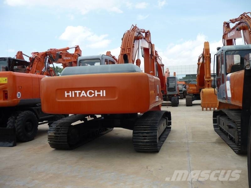 Hitachi EX 220-5 履带挖掘机