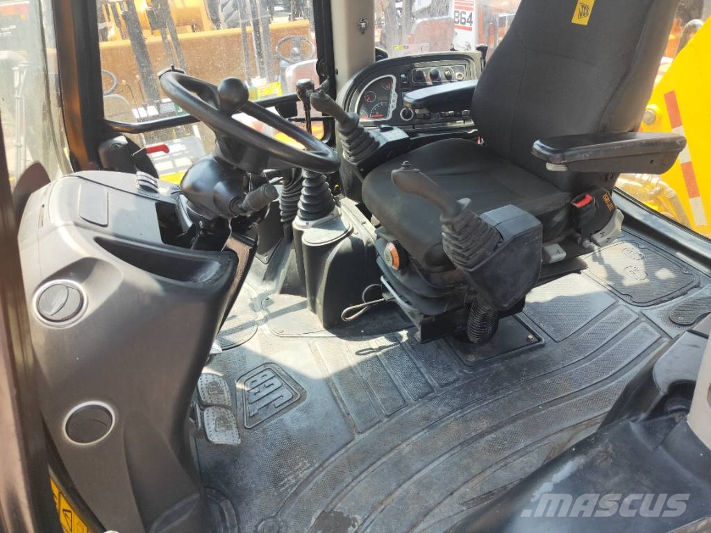 JCB 4CX Ekskavaatorlaadurid