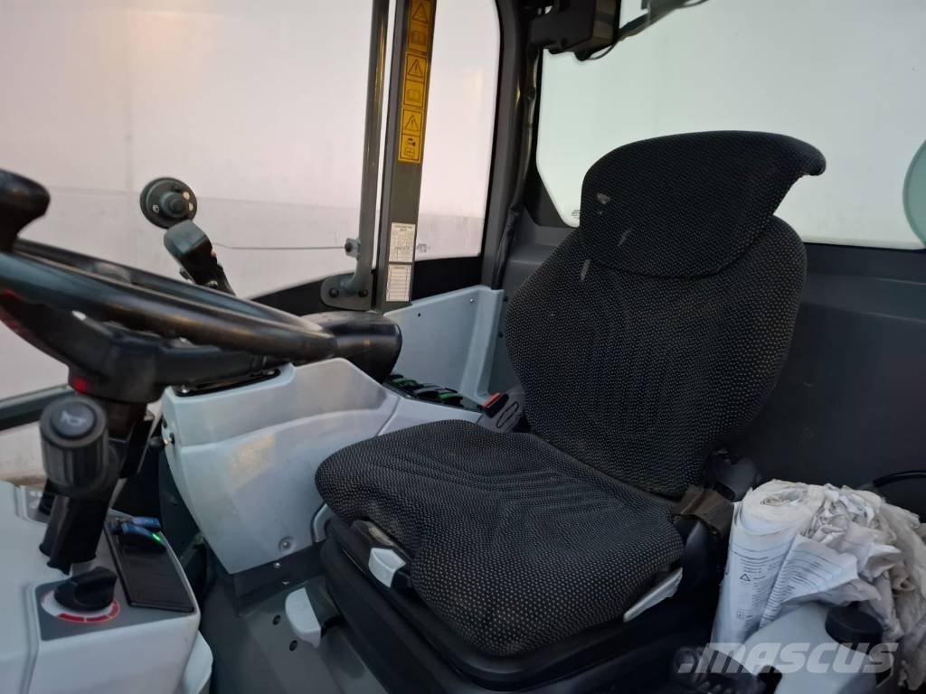 Kramer 5065 Iekrāvēji uz riteņiem