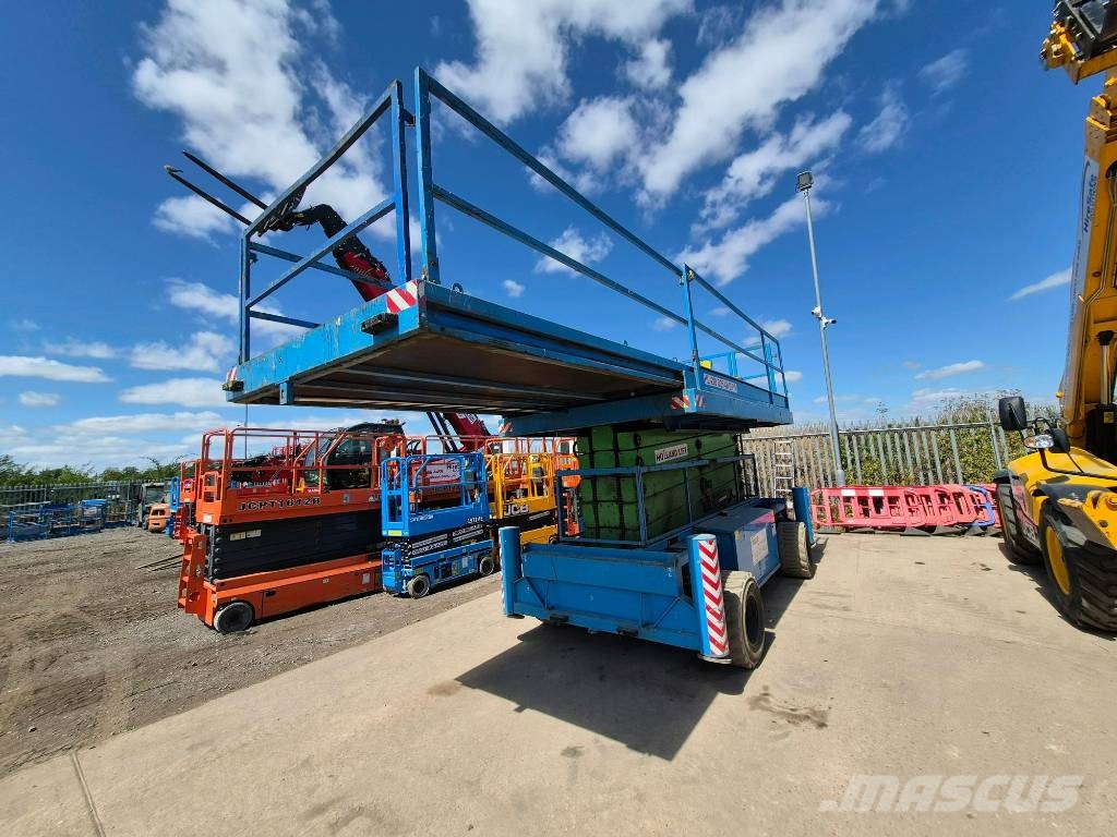 Holland Lift HL220 D25 Ножничные подъемники