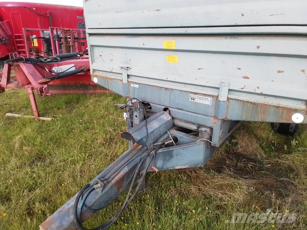 Tuhti 11 tonnin täyttövaunu Прицепы перегрузчики зерна