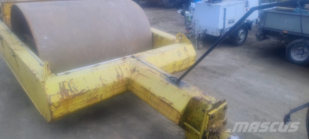 Bomag BW 6 Теглени вибрационни валяци