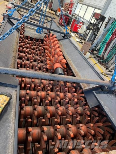 Doppstadt DST 800 Sternsieb 0-80mm / 0-100mm غرابيل