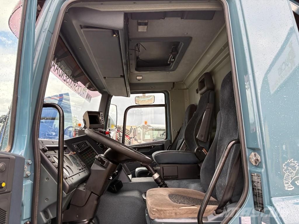 DAF CF 75.250 + manual + 6x2 + 6cub system + euro 2 Atkritumu izvešanas transports