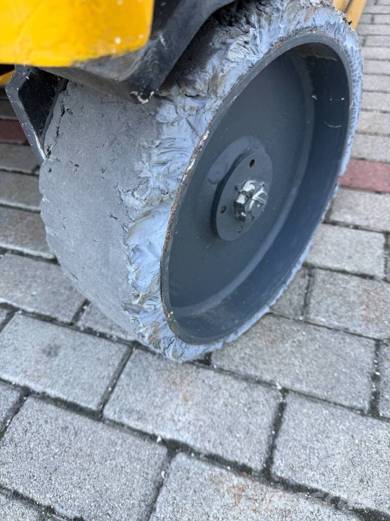 Haulotte Compact 12 Ollós emelők