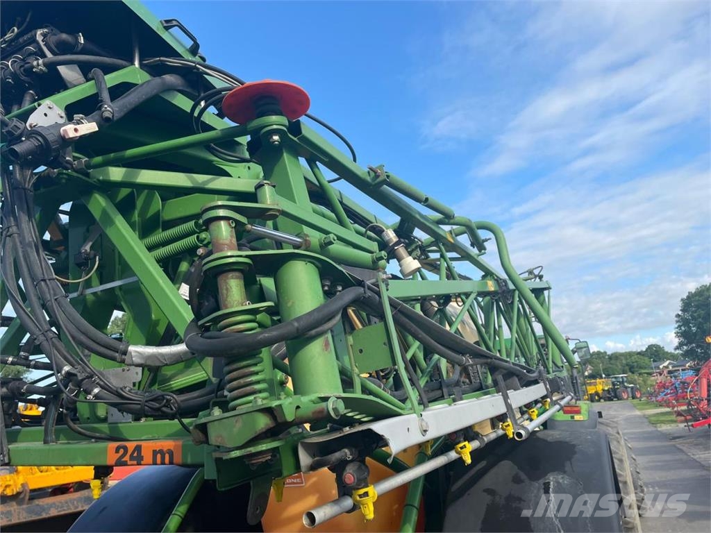 Amazone UX5200 24m Neuer Preis! Anhängespritzen