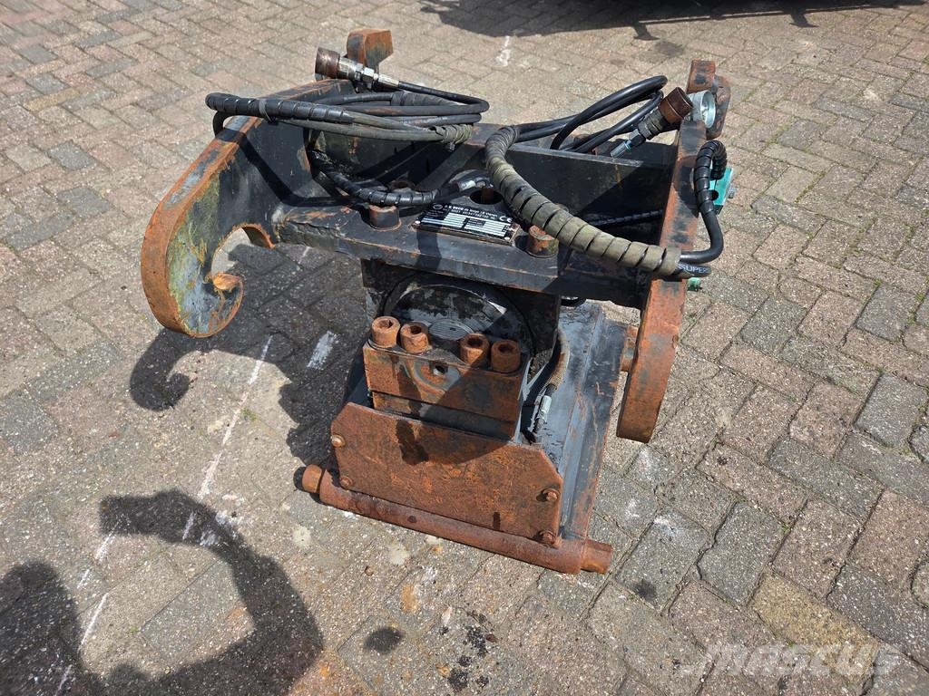 Beco hydraulisch kantelstuk CW30/40 دوارات
