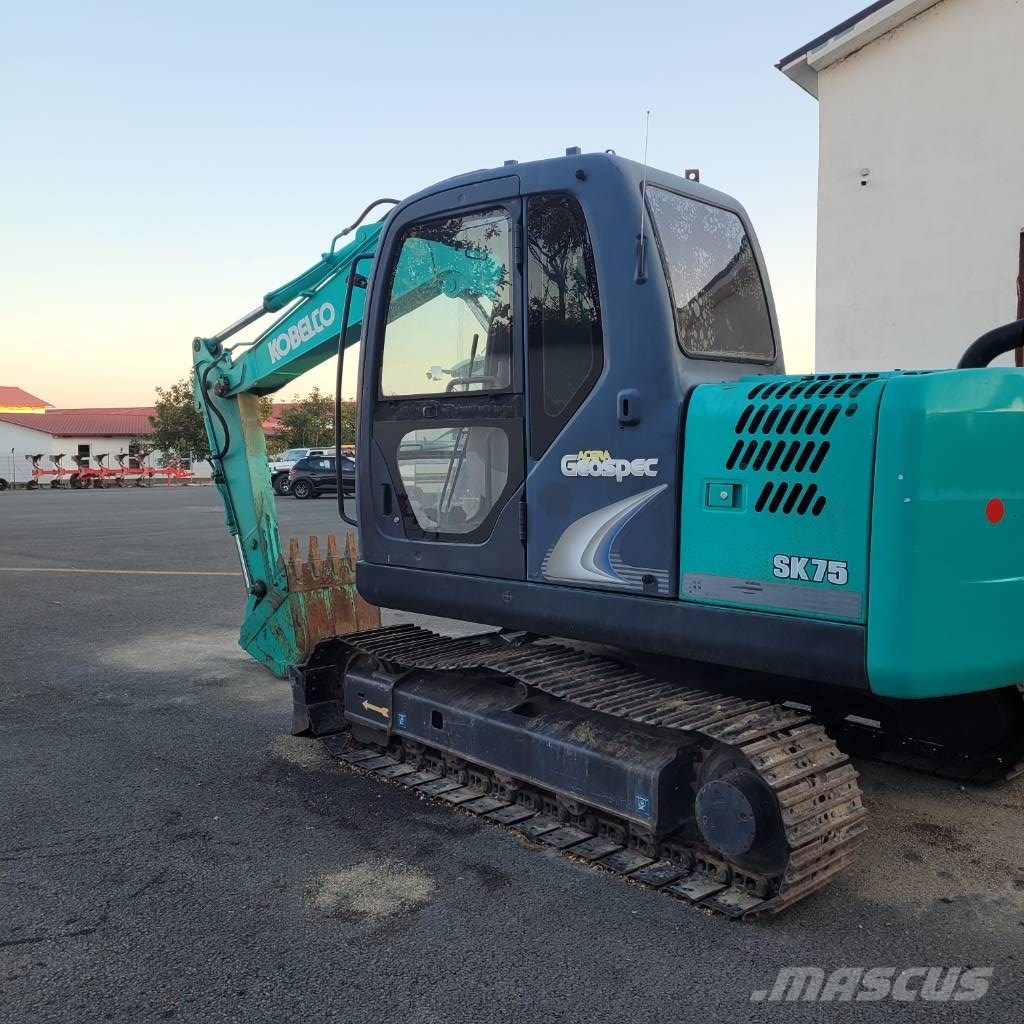 Kobelco SK75 Super Midi bageri 7t – 12t