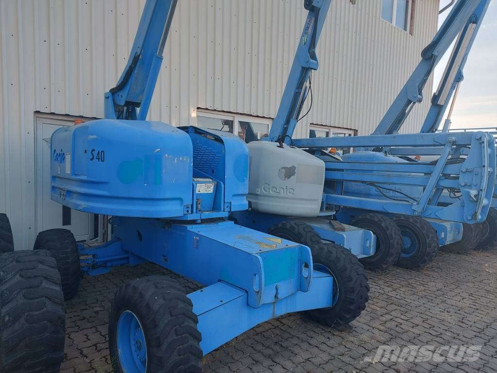 Genie S 40 Plataformas con brazo de elevación telescópico