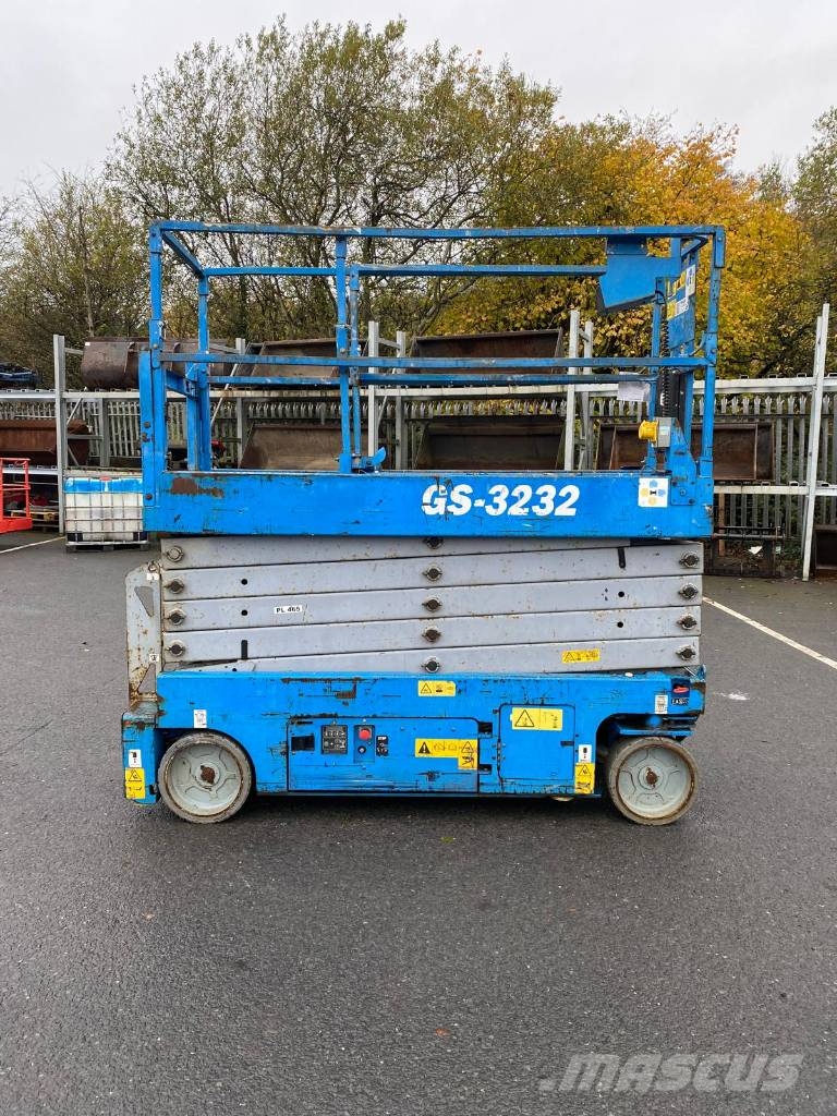 Genie GS 3232 Šķerveida pacēlāji