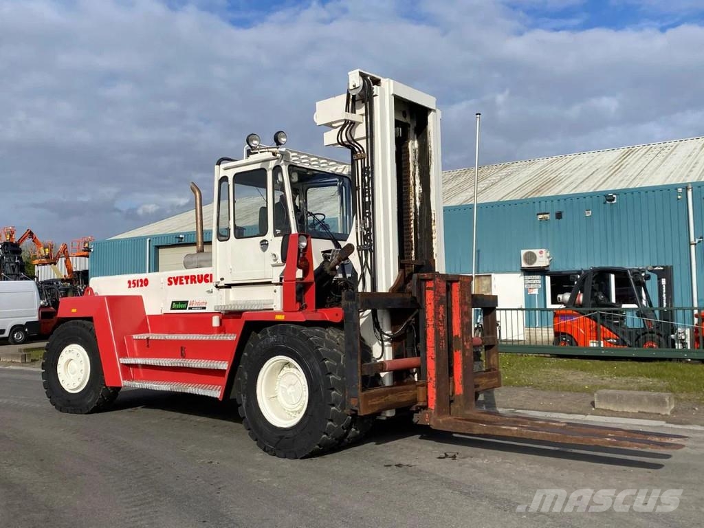Svetruck 25 120 45 Dīzeļa autoiekrāvēji