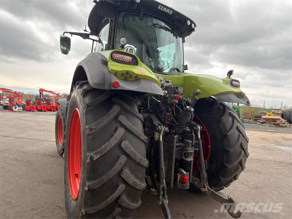 CLAAS Axion 810 - Cebis 트랙터