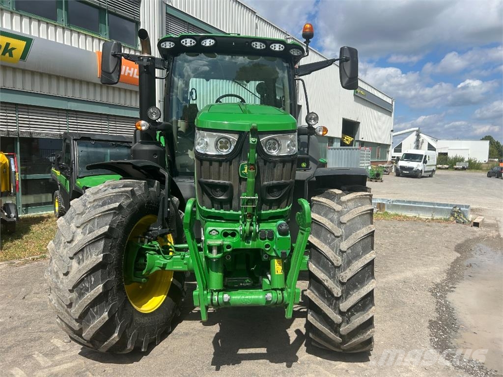 John Deere 6R 155 Traktoren