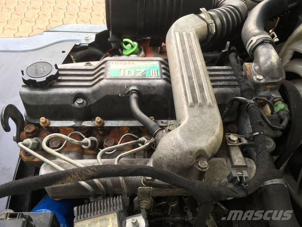 Toyota 8FDF30 /02/ V-2815 IO Dízel targoncák