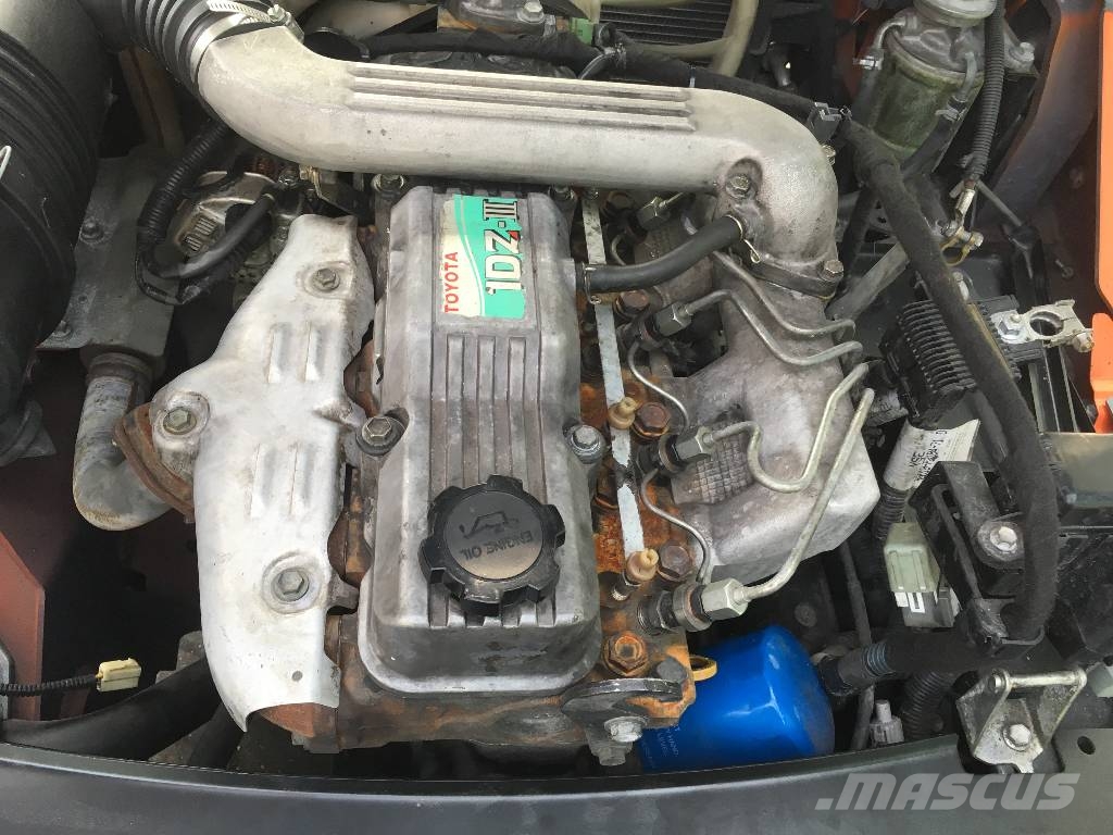 Toyota 8FDF30 /02/ V-2815 IO Dízel targoncák