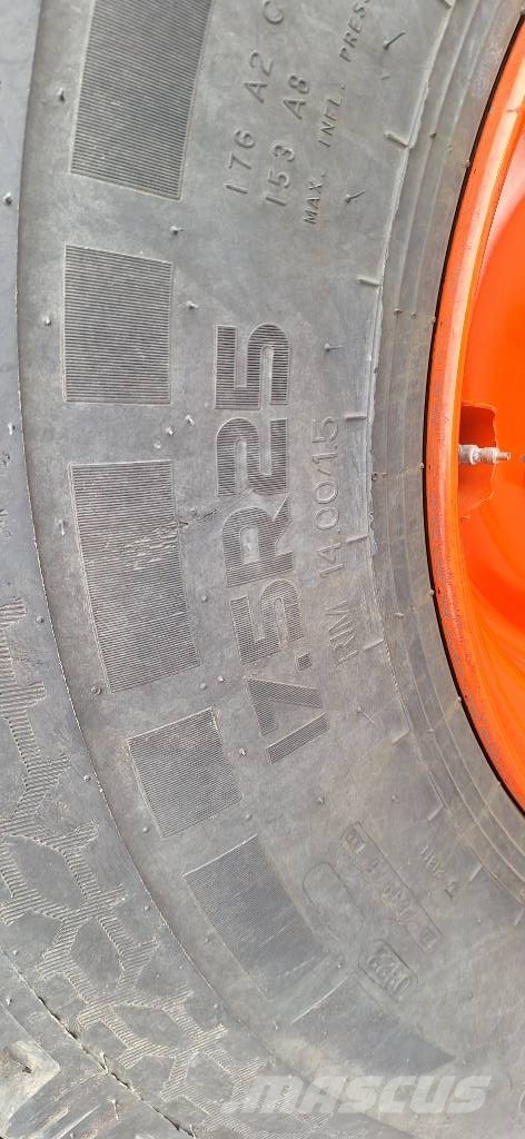 CLAAS Torion 956 Sinus 轮式装载机