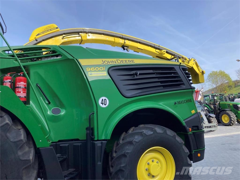 John Deere 9600i ProDrive Mašine za stočnu hranu sa sopstvenim pogonom