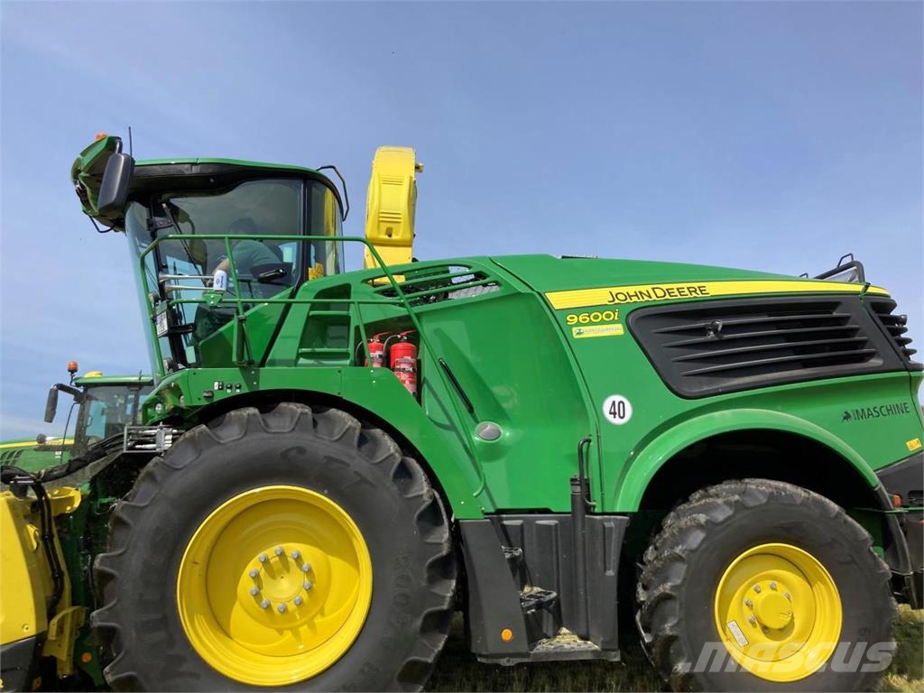 John Deere 9600i ProDrive Mašine za stočnu hranu sa sopstvenim pogonom