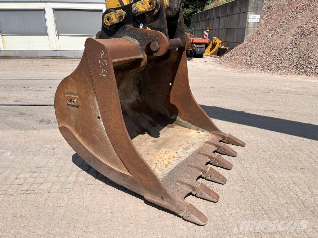 CAT 324 EL حفارات زحافة