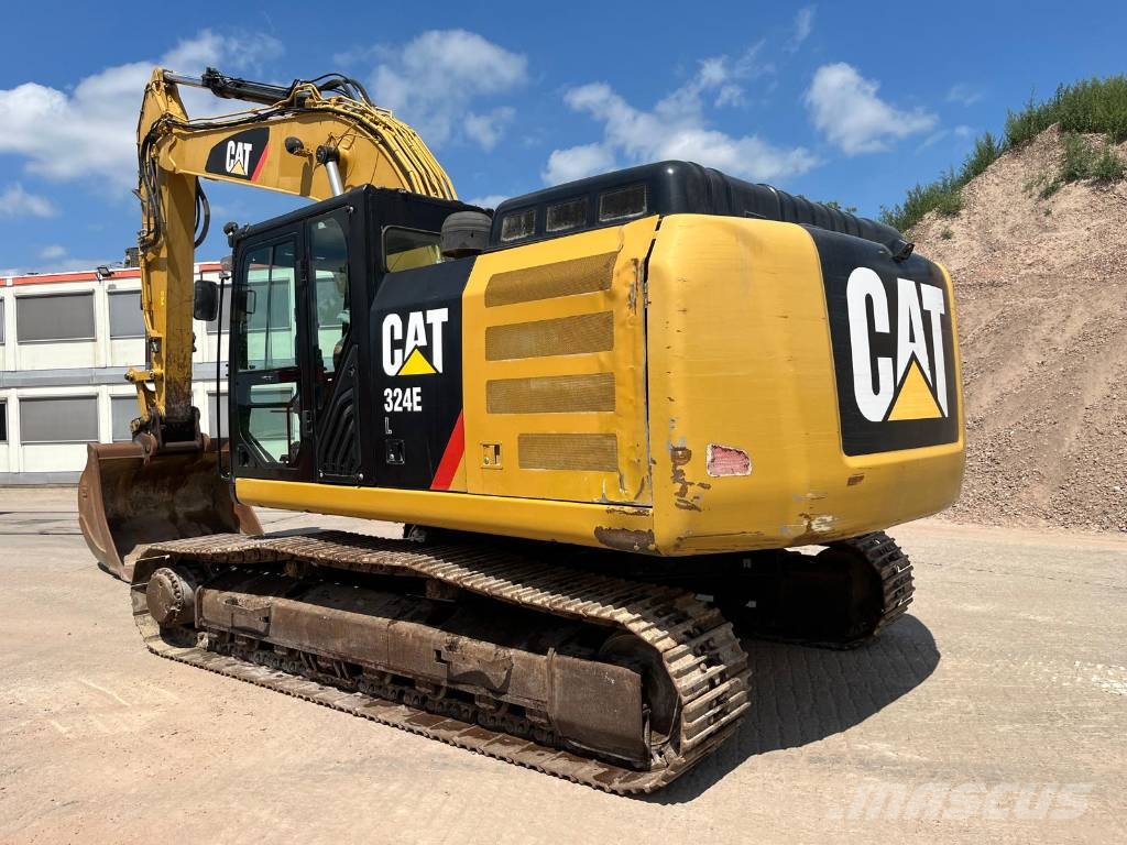 CAT 324 EL حفارات زحافة