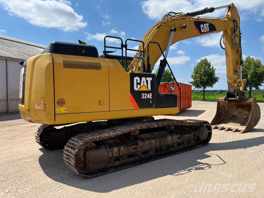 CAT 324 EL حفارات زحافة