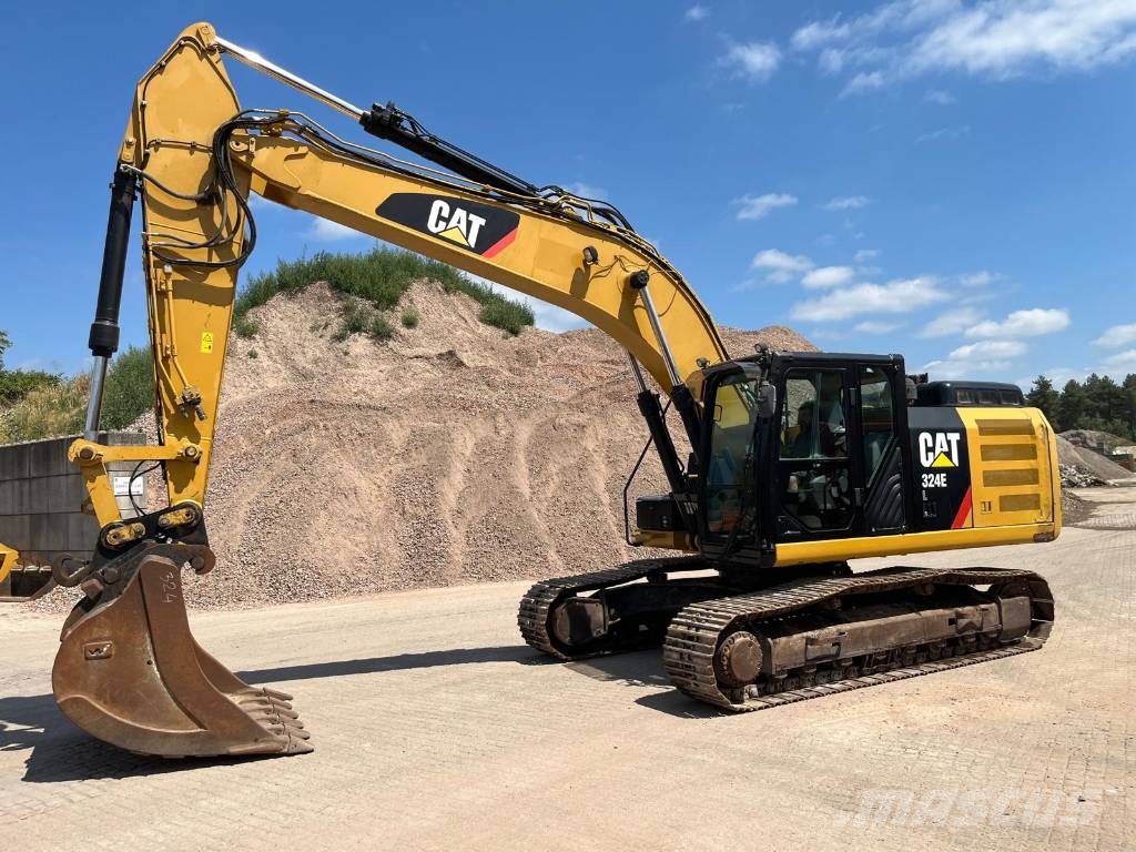 CAT 324 EL حفارات زحافة