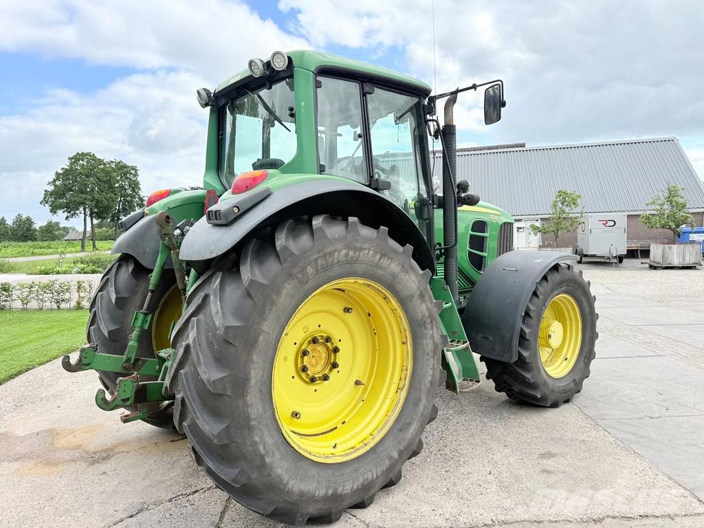 John Deere 7530 Premium Isobus Auto power GPS 7530 Premium Is Tractors
