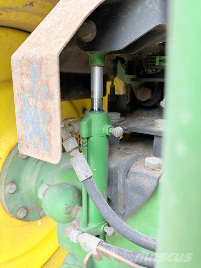 John Deere 7530 Premium Isobus Auto power GPS 7530 Premium Is Tractors