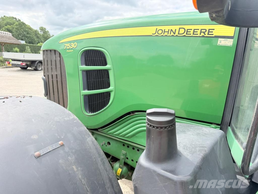 John Deere 7530 Premium Isobus Auto power GPS 7530 Premium Is Tractors