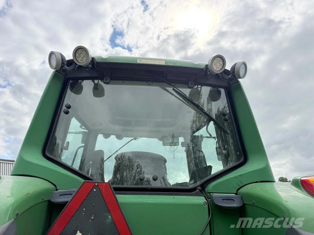 John Deere 7530 Premium Isobus Auto power GPS 7530 Premium Is Tractors