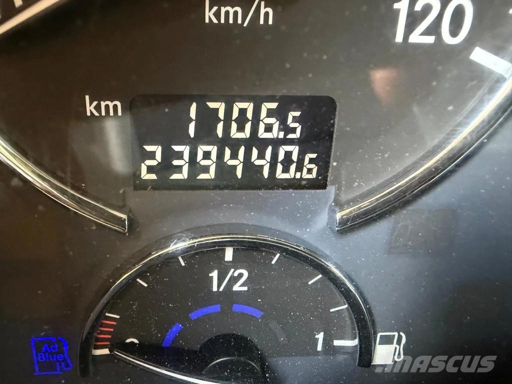 Mercedes-Benz Actros 1841 MP3 V6 Spoilers 2 Fuel Tanks Aircondit Tegljači