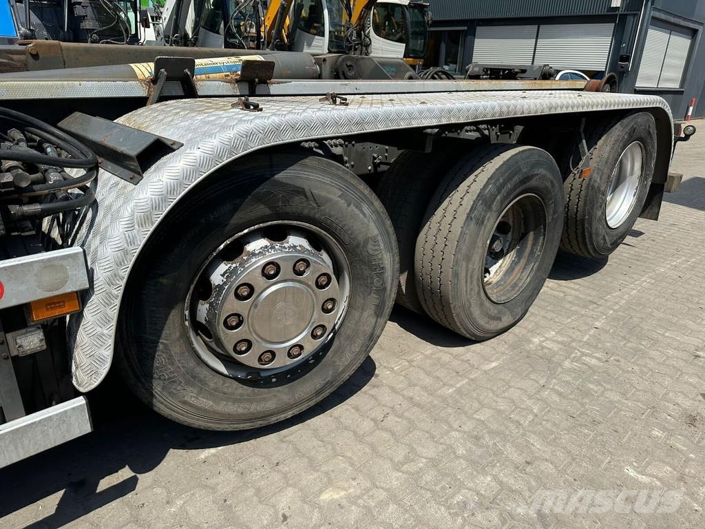 Scania P 420/ VDL SK 21-6200 Horgos rakodó teherautók