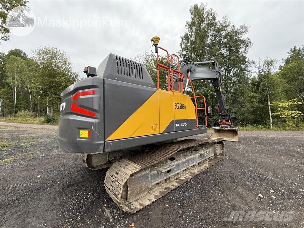 Volvo Ec250E Nl Bagri goseničarji