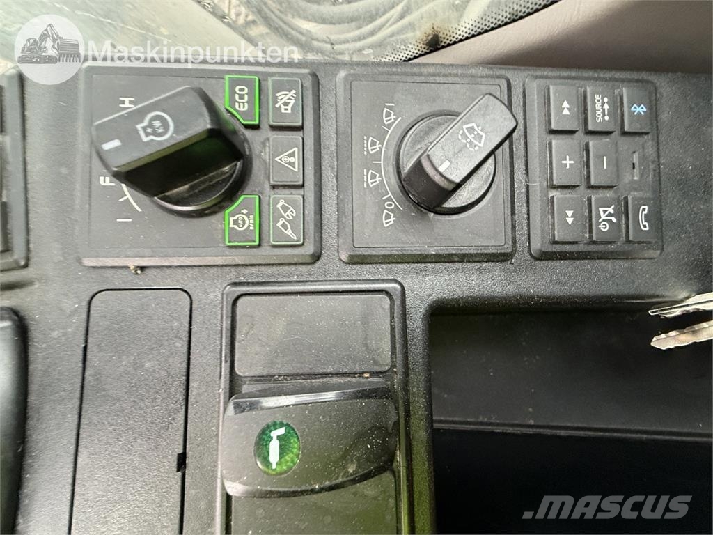 Volvo Ec250E Nl Bagri goseničarji