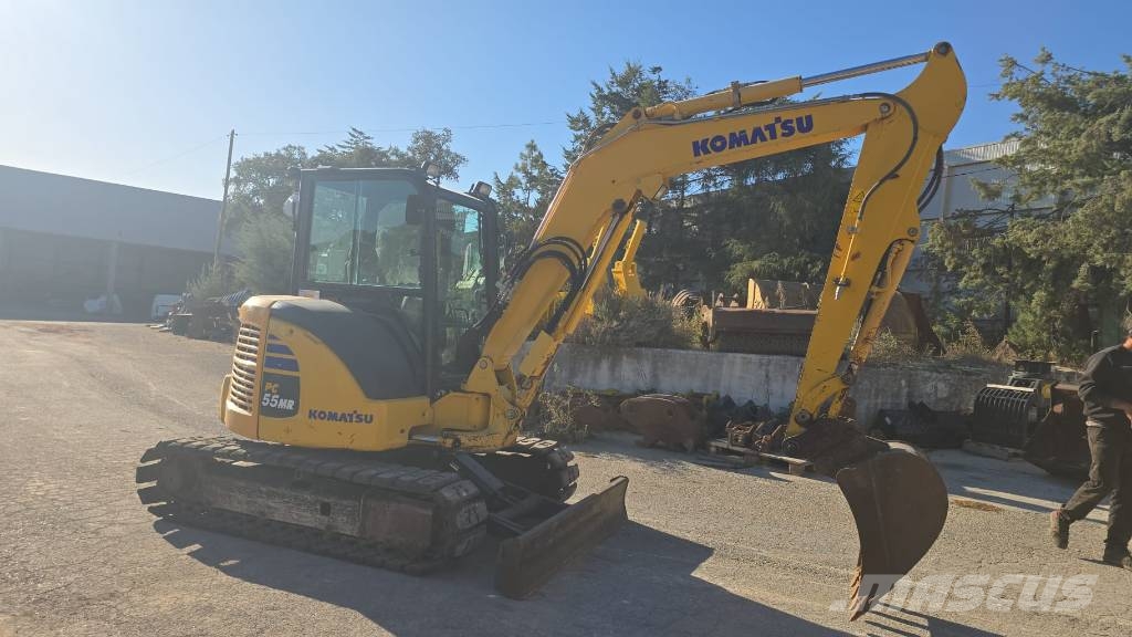 Komatsu PC 55 MR-5 حفارات وسط 7 طن - 12 طن