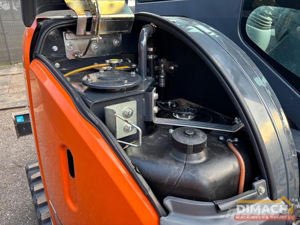 Hitachi ZX48U-6 air conditioning - HKS tiltrotator with bu Specijalni kopači