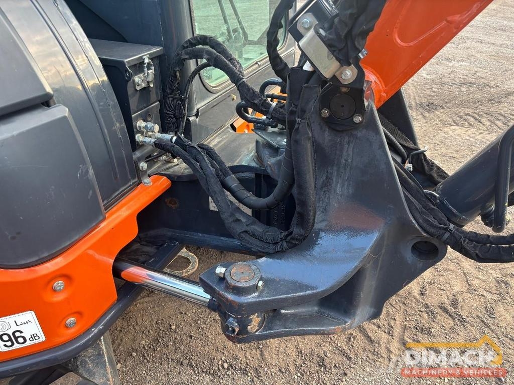 Hitachi ZX48U-6 air conditioning - HKS tiltrotator with bu Specijalni kopači