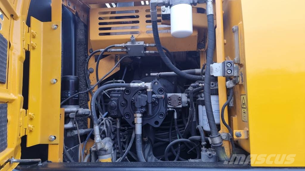 JCB JS 220 LC Vikšriniai ekskavatoriai